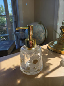 Bouteilles de fleurs blanche
