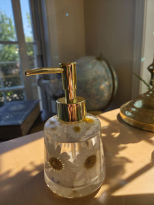 Bouteilles de fleurs blanche